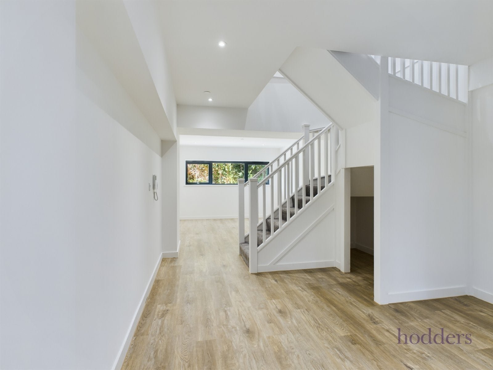 Flat London Road in Borough of Spelthorne
