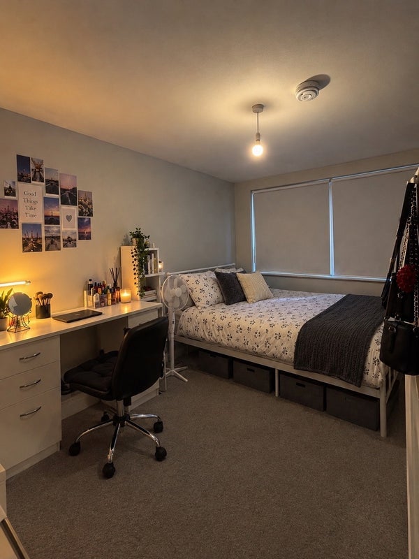 Room Queen's Gardens in City of Westminster