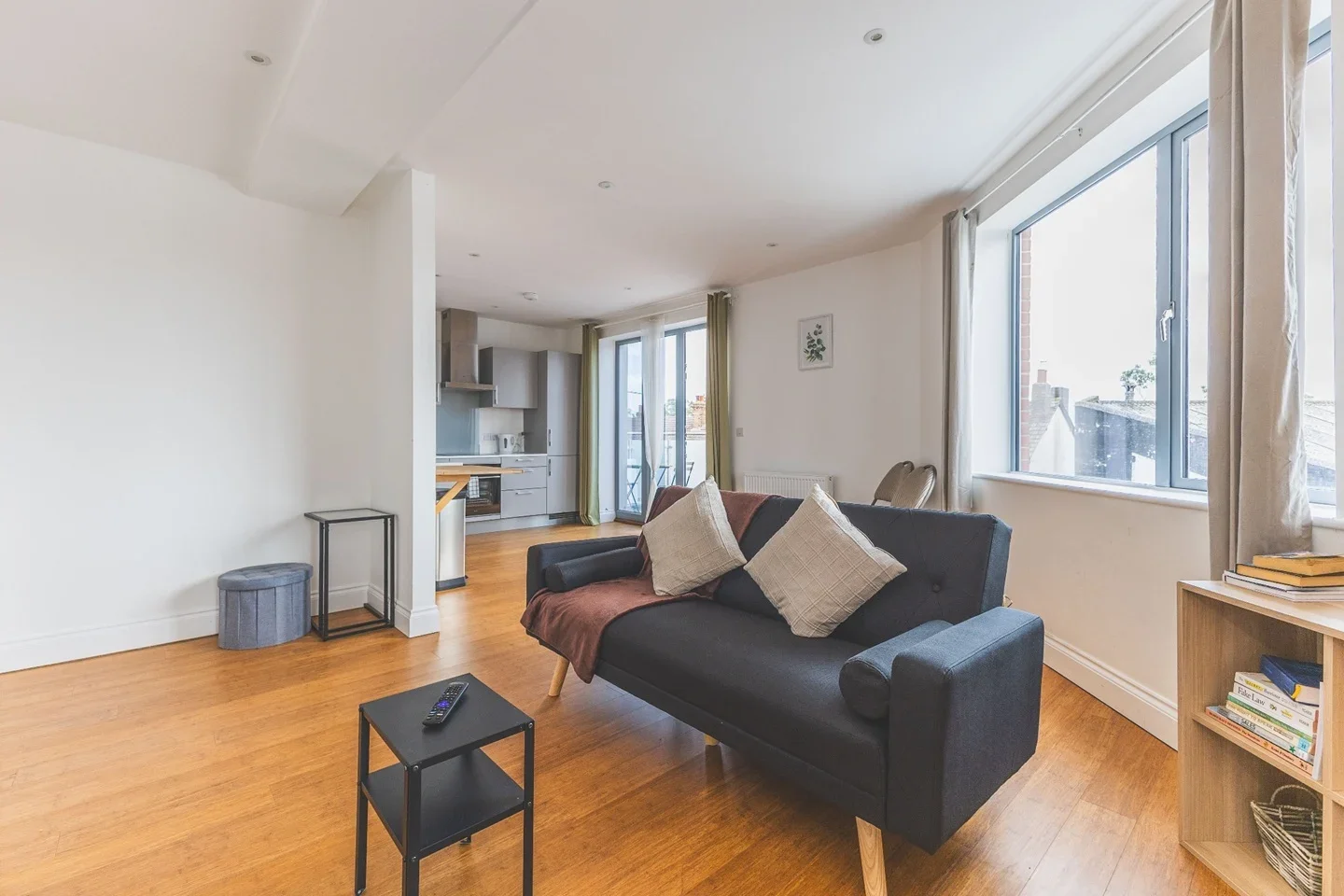 Flat Rectory Road in Greater London