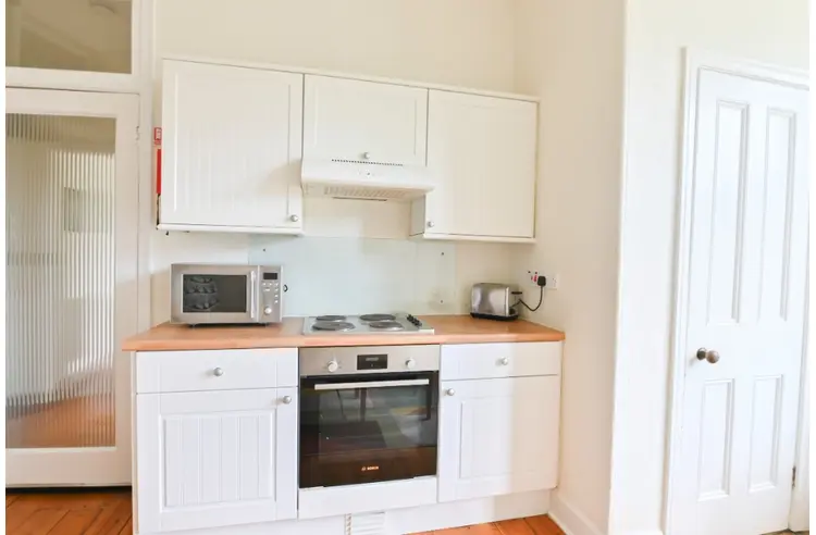 Flat Springvalley Terrace in City of Edinburgh