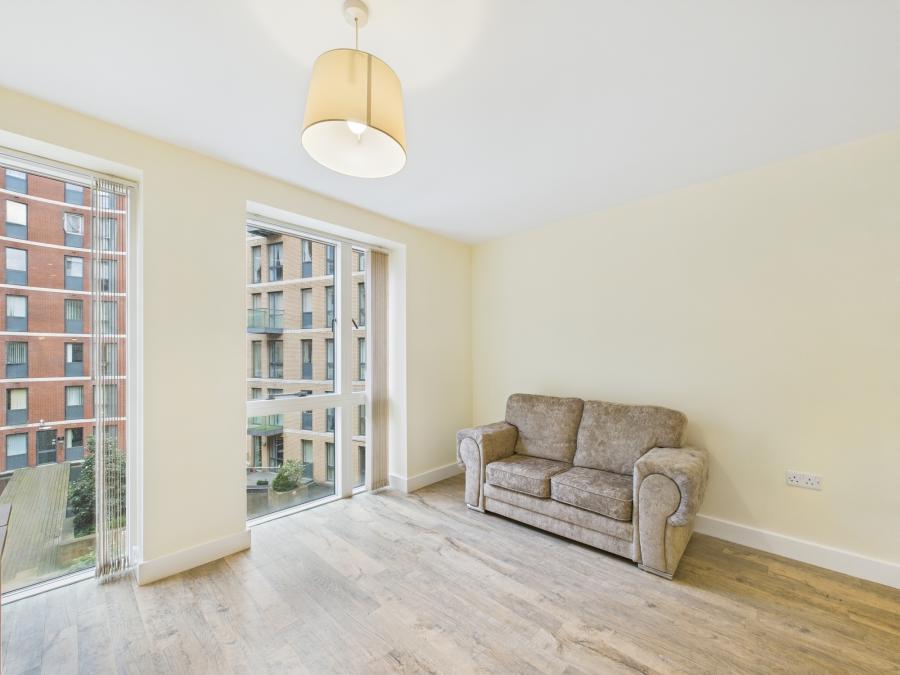 Flat Bromsgrove Street in Birmingham