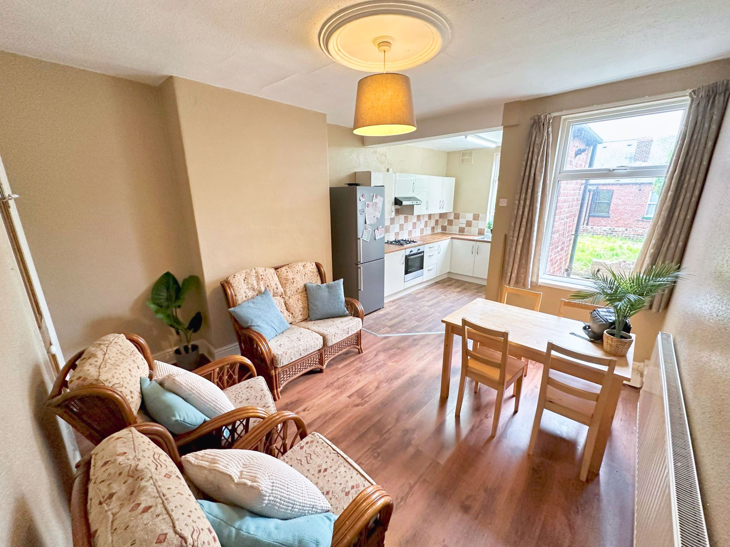 Flat Peveril Road in Sheffield