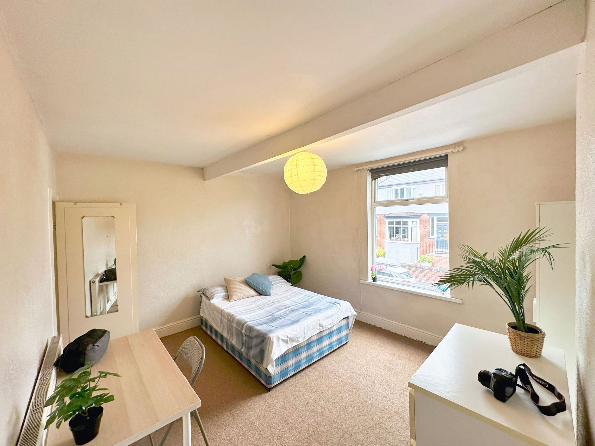 Flat Peveril Road in Sheffield