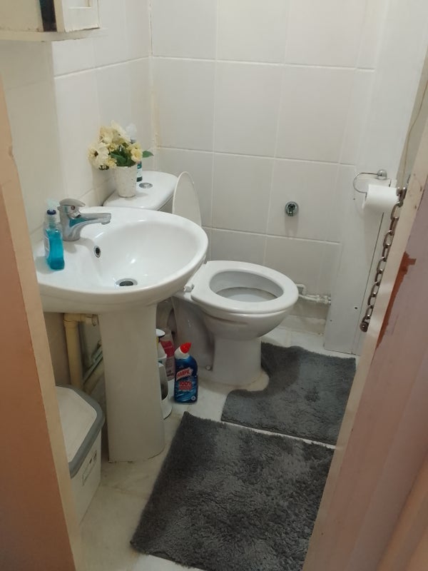 Room Station Road in Greater London