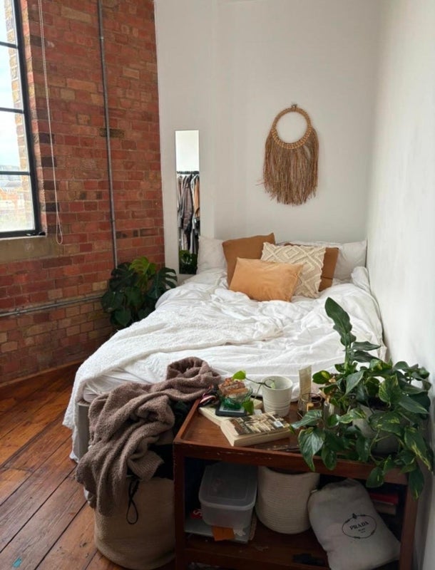 Room Back Church Lane in Greater London