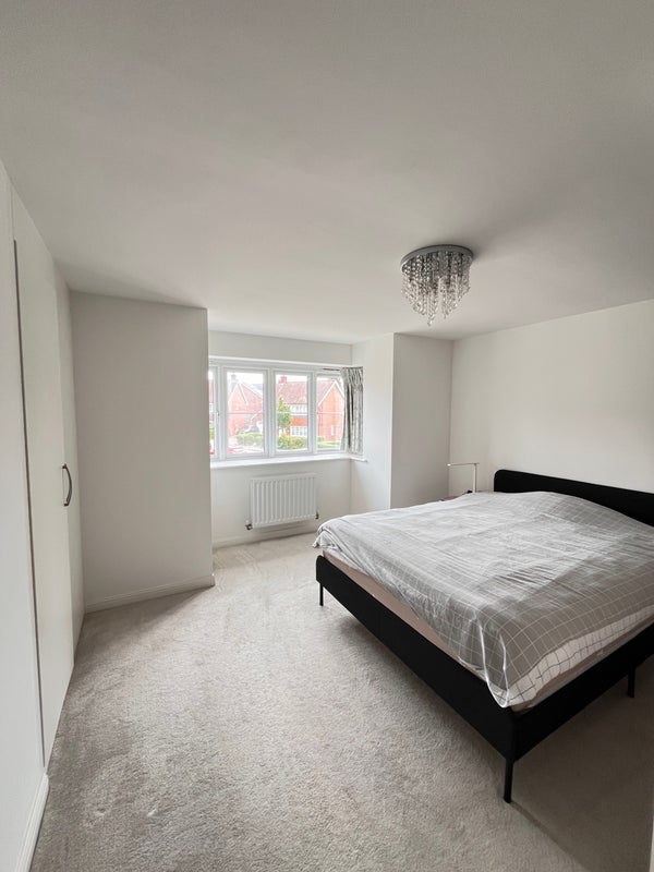 Room Little Knoxes Close in Maidstone