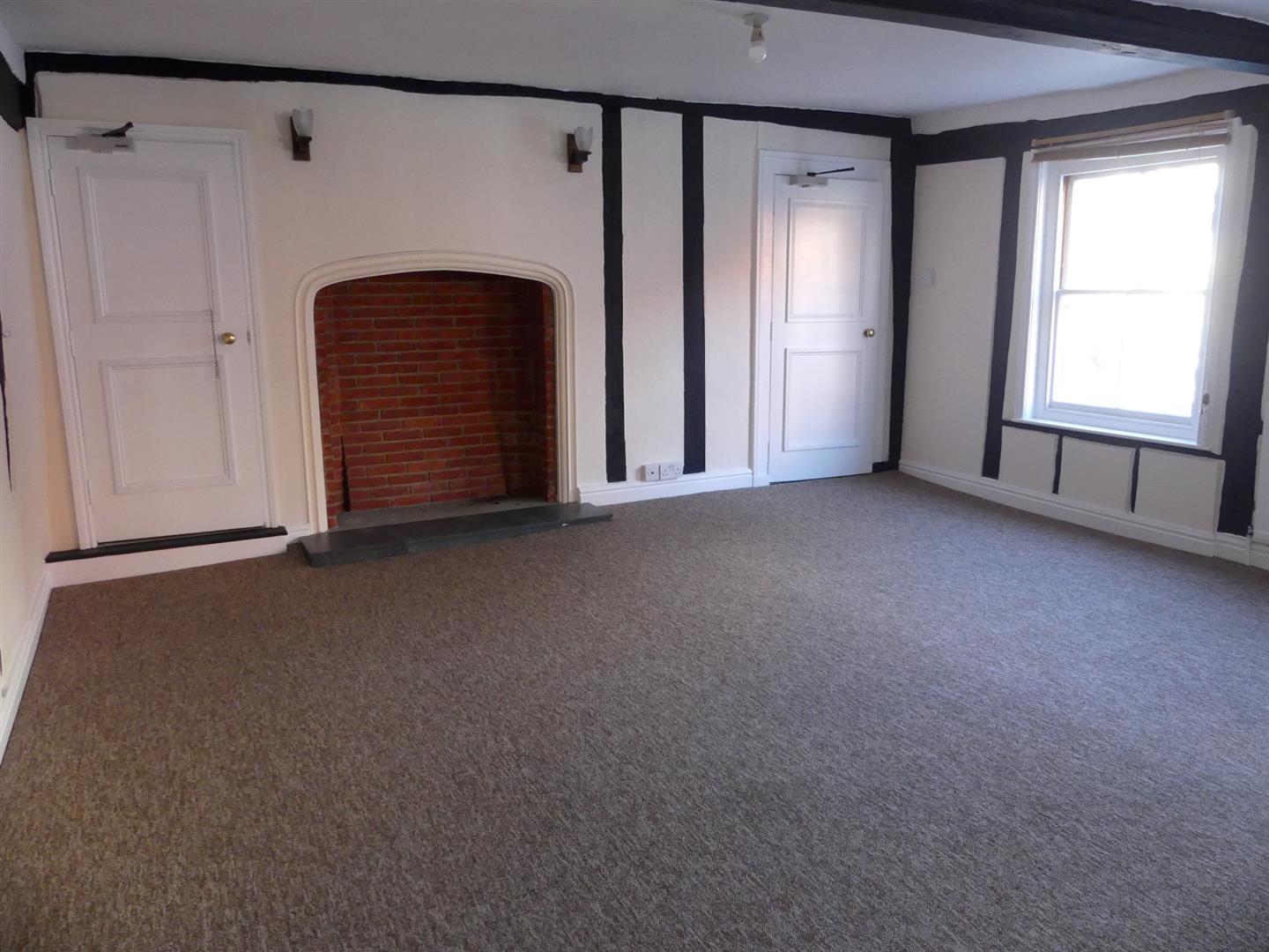 Flat Holmere Drive in East Suffolk