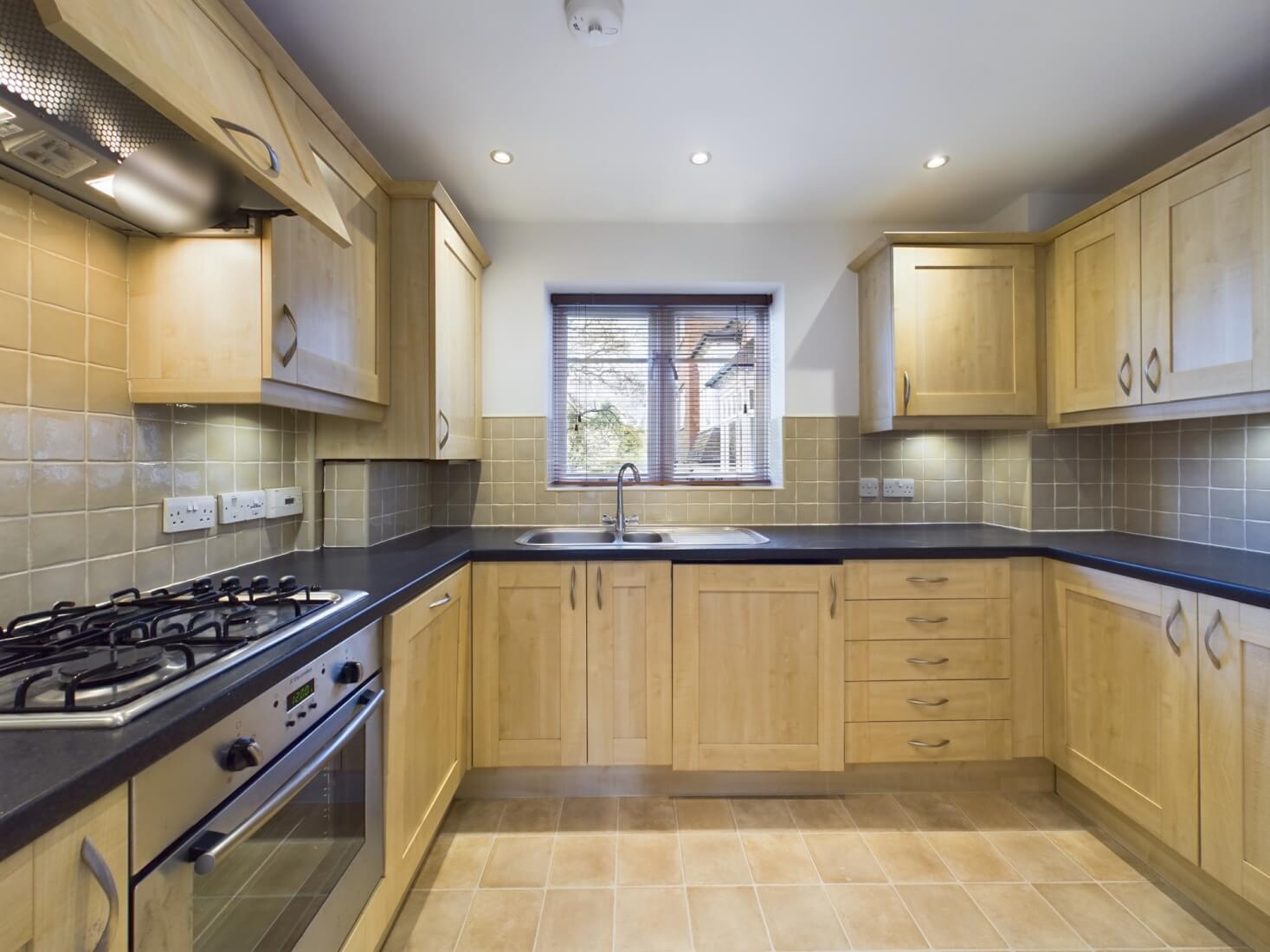 Flat Kineton Green Road in Metropolitan Borough of Solihull