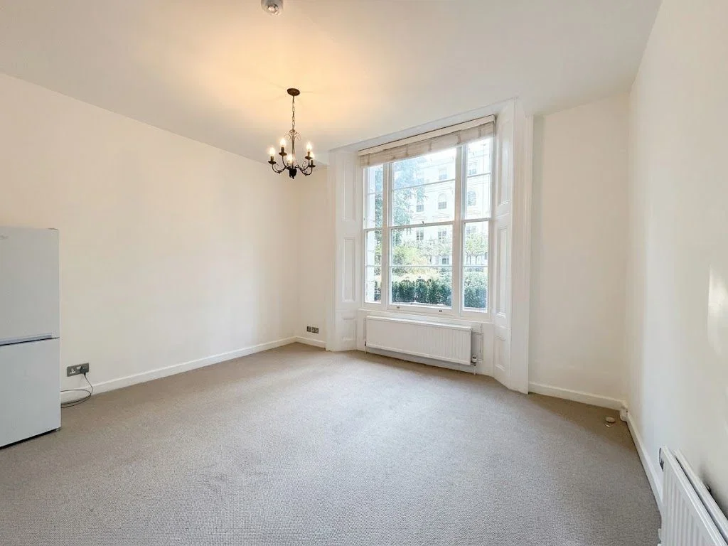 Flat Inverness Terrace in City of Westminster