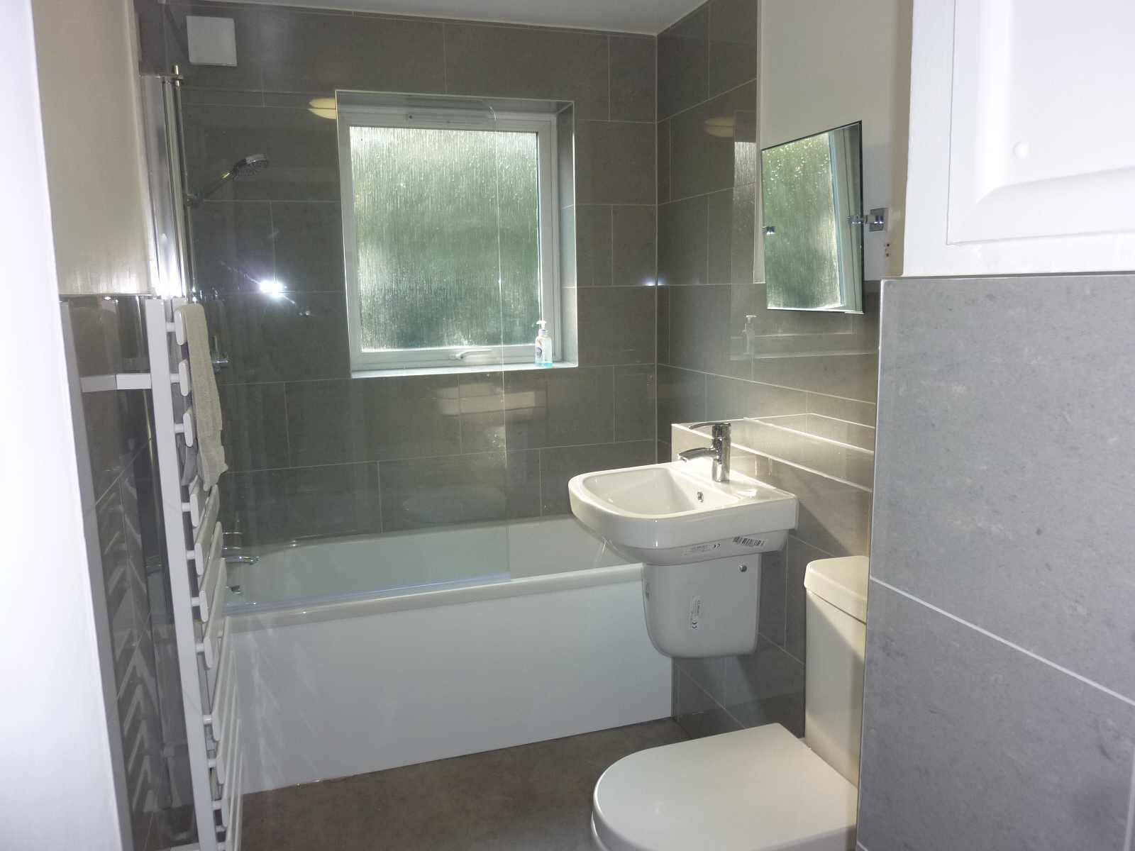 Flat Roseberry Court in Watford