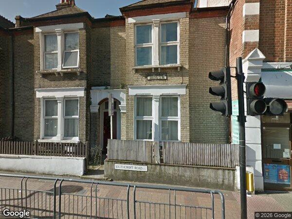 Flat Southcroft Road in Greater London