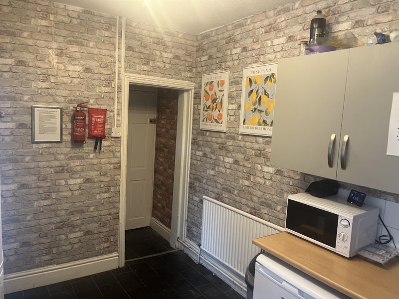 Room Plungington Road in Preston