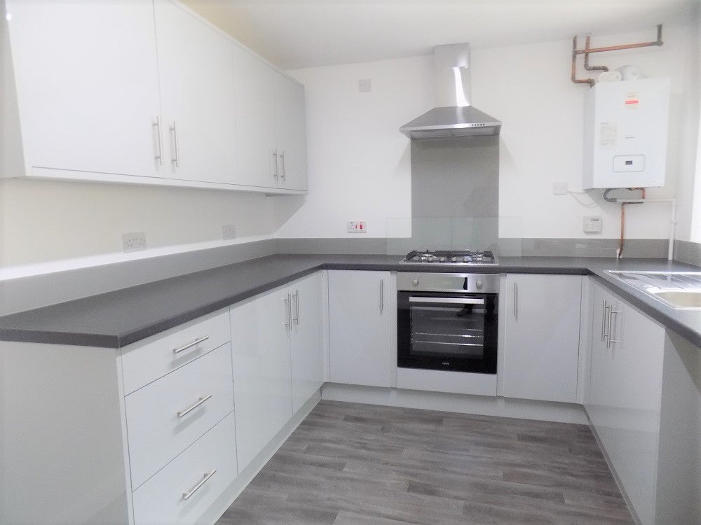 House Turnberry Grove in Leeds