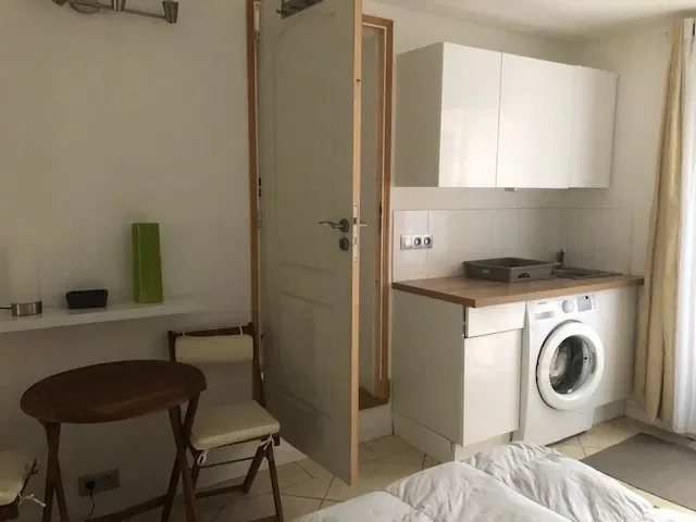 Chambre Avenue du 24 Août à Antibes