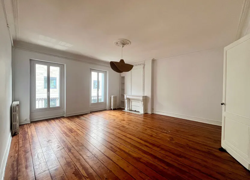 Appartement Cours de la Marne à Bordeaux