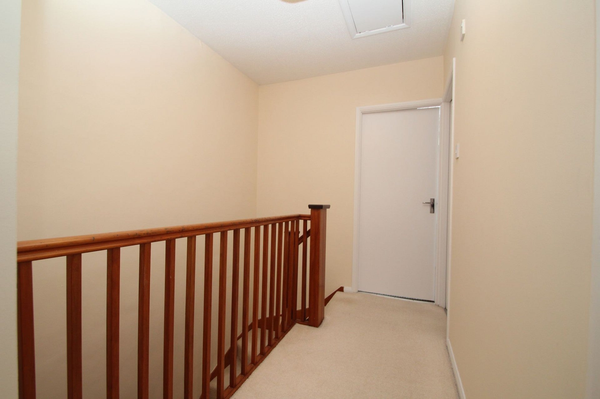 Flat Davies Court in High Wycombe