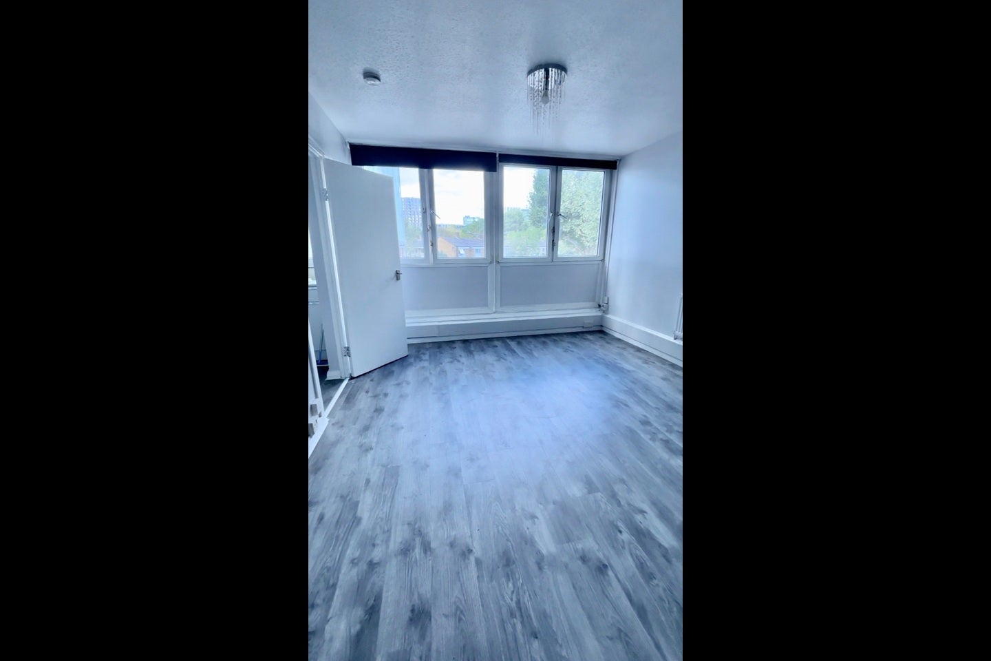 Flat Carmichael Close in Greater London