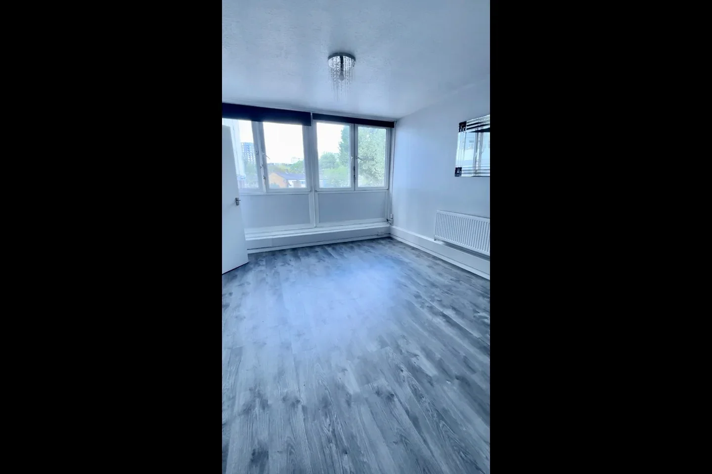 Flat Carmichael Close in Greater London
