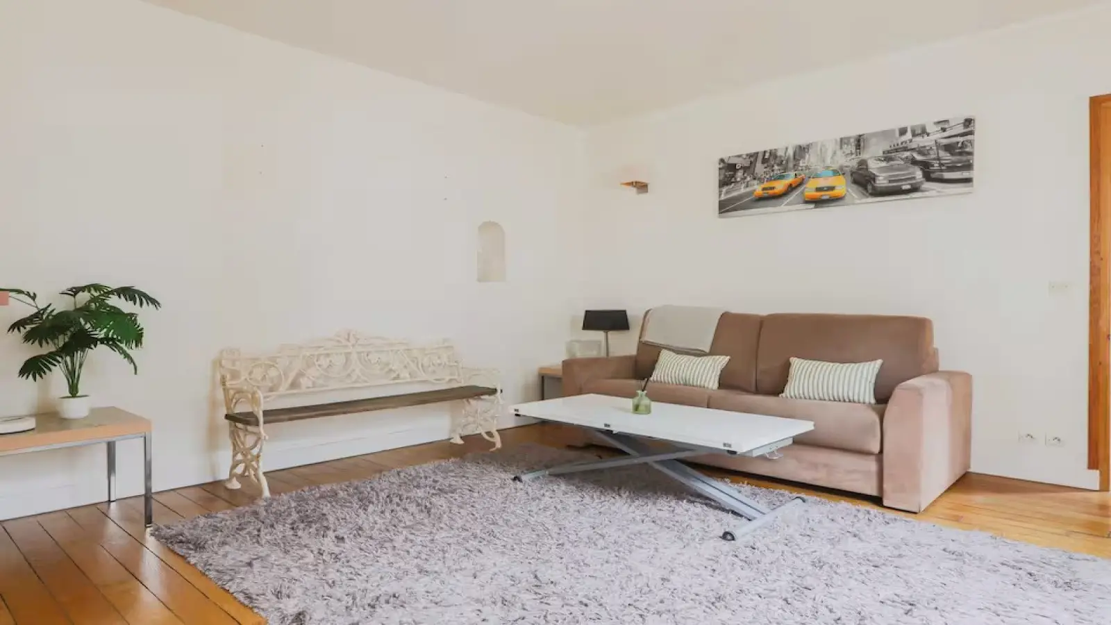 Appartement Rue Augereau à Paris