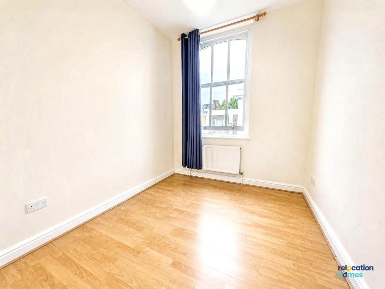 Flat Mare Street in Greater London