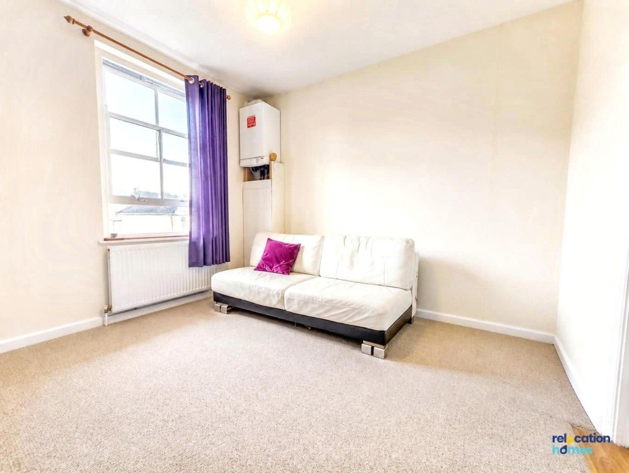 Flat Mare Street in Greater London
