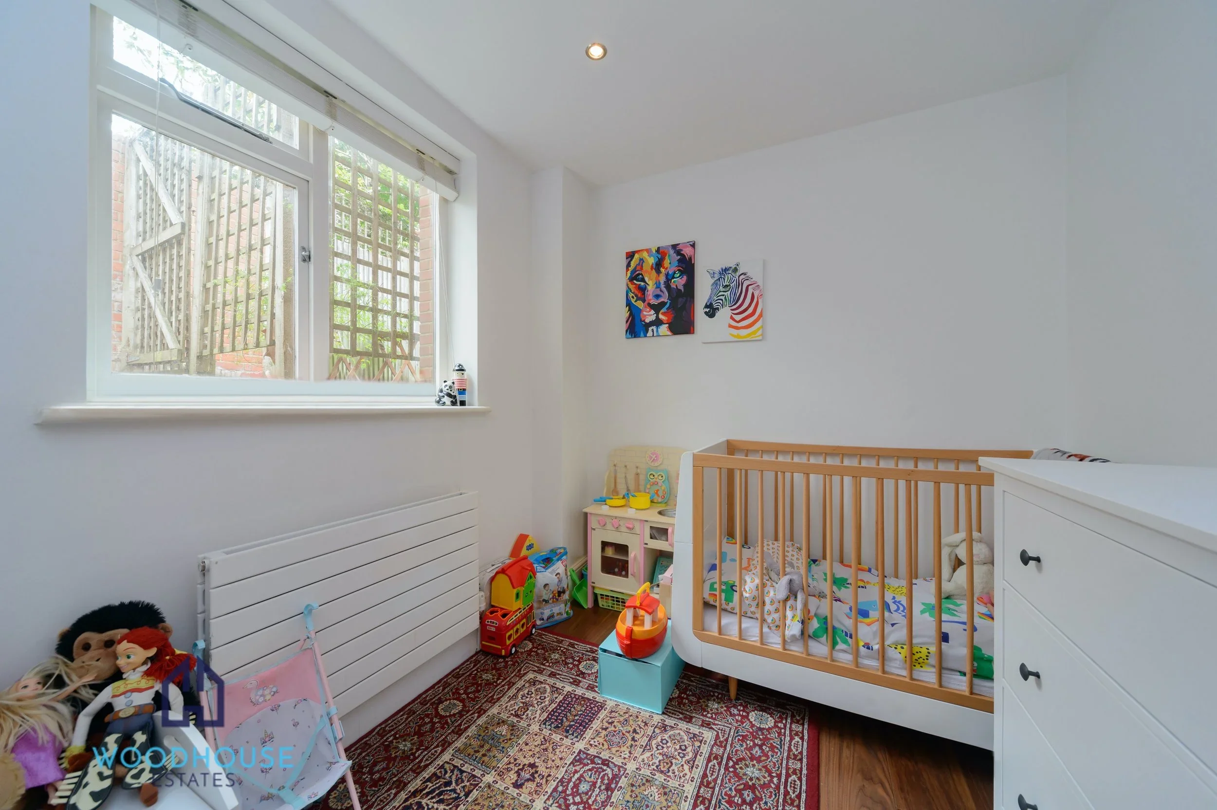 Flat Lymington Road in Greater London