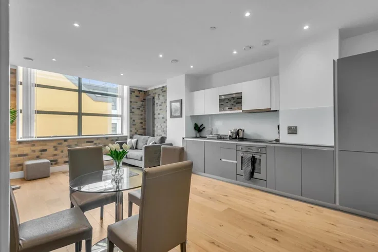 Flat Carlow Street in Greater London
