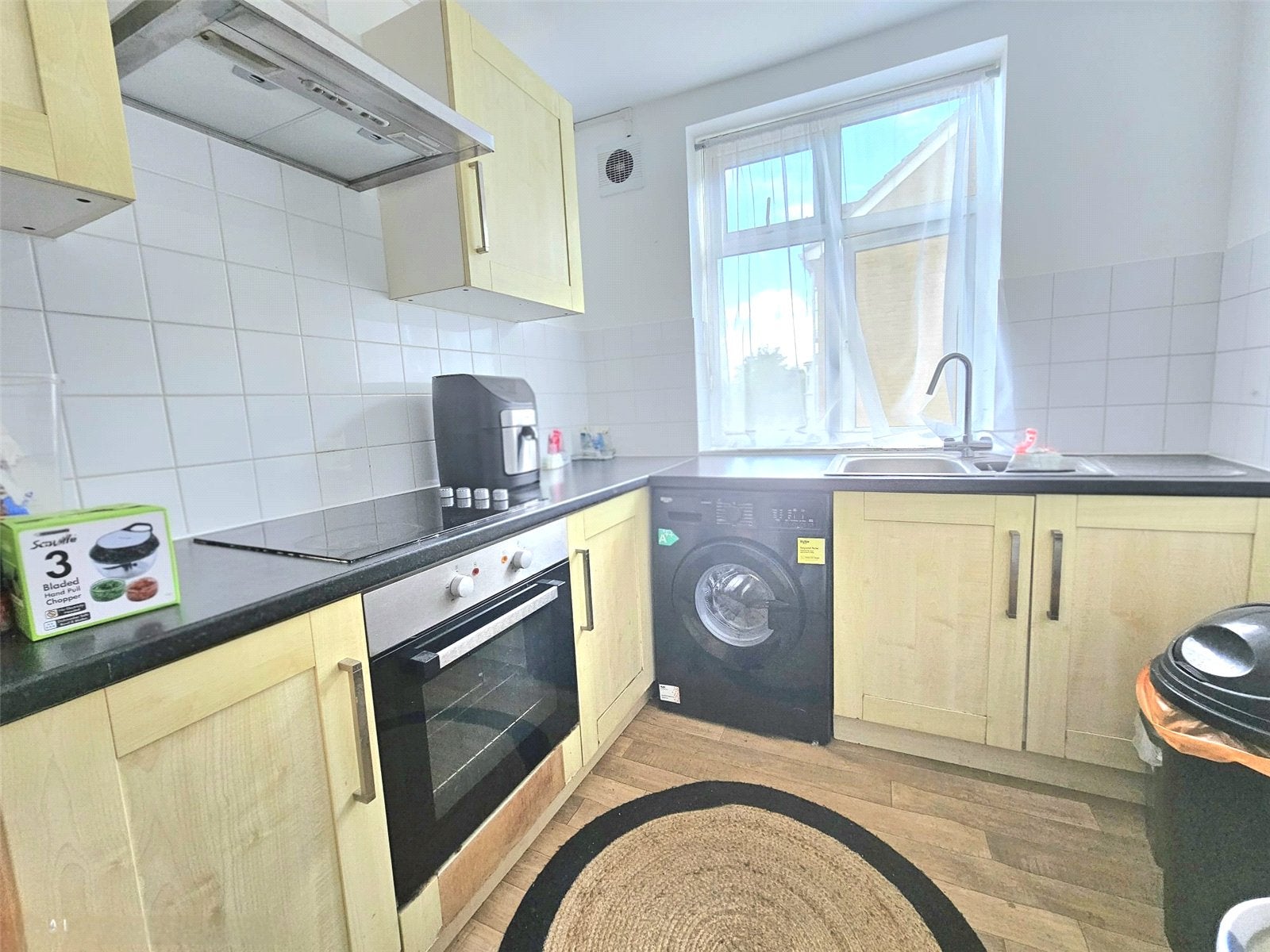 Flat Slewins Lane in Greater London