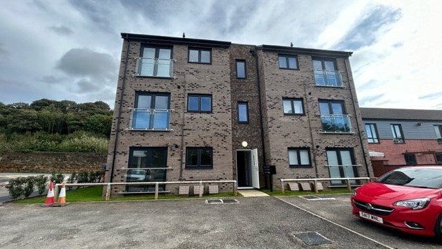 Flat Laver Drive in Chesterfield