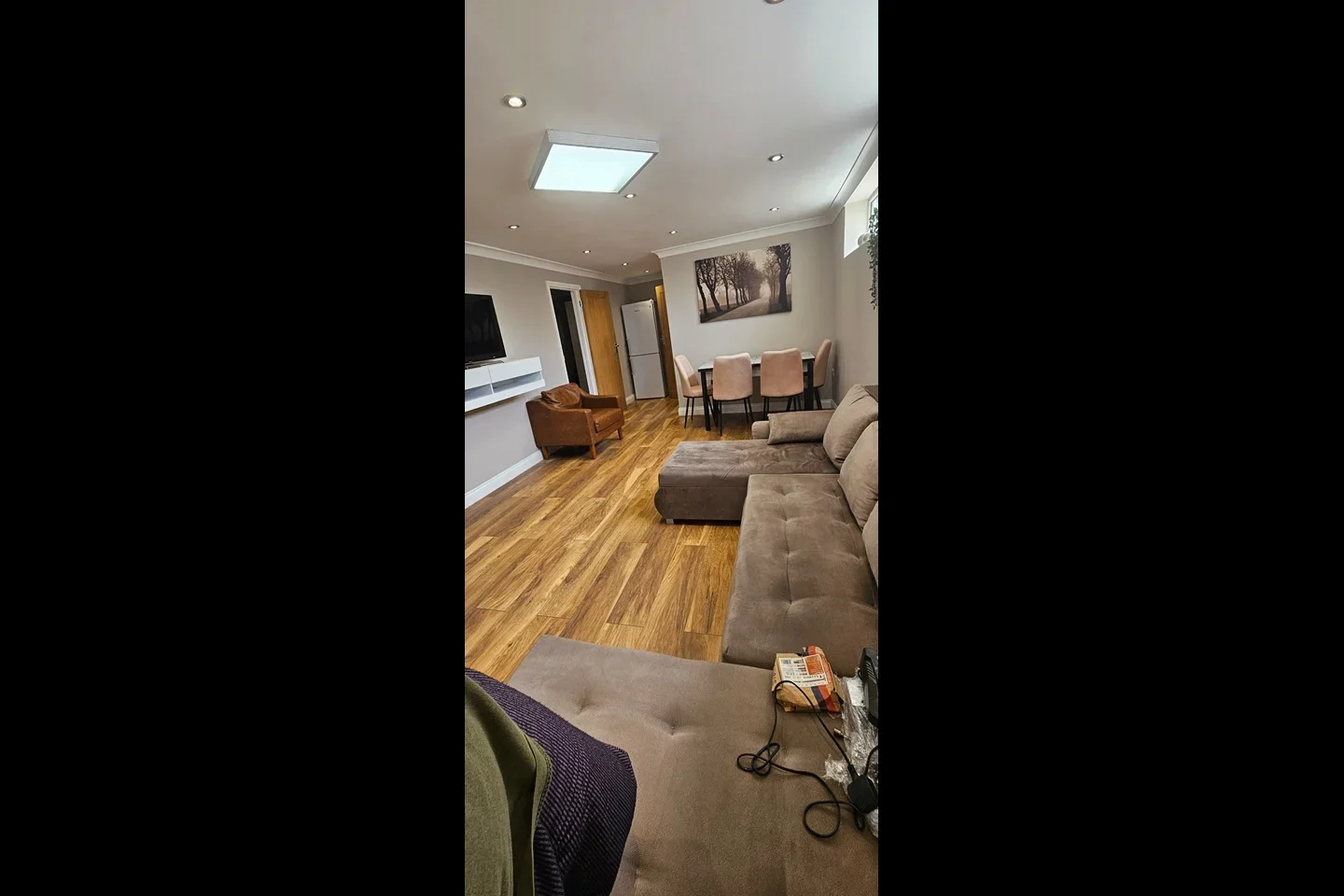 Flat Oakley Avenue in Greater London