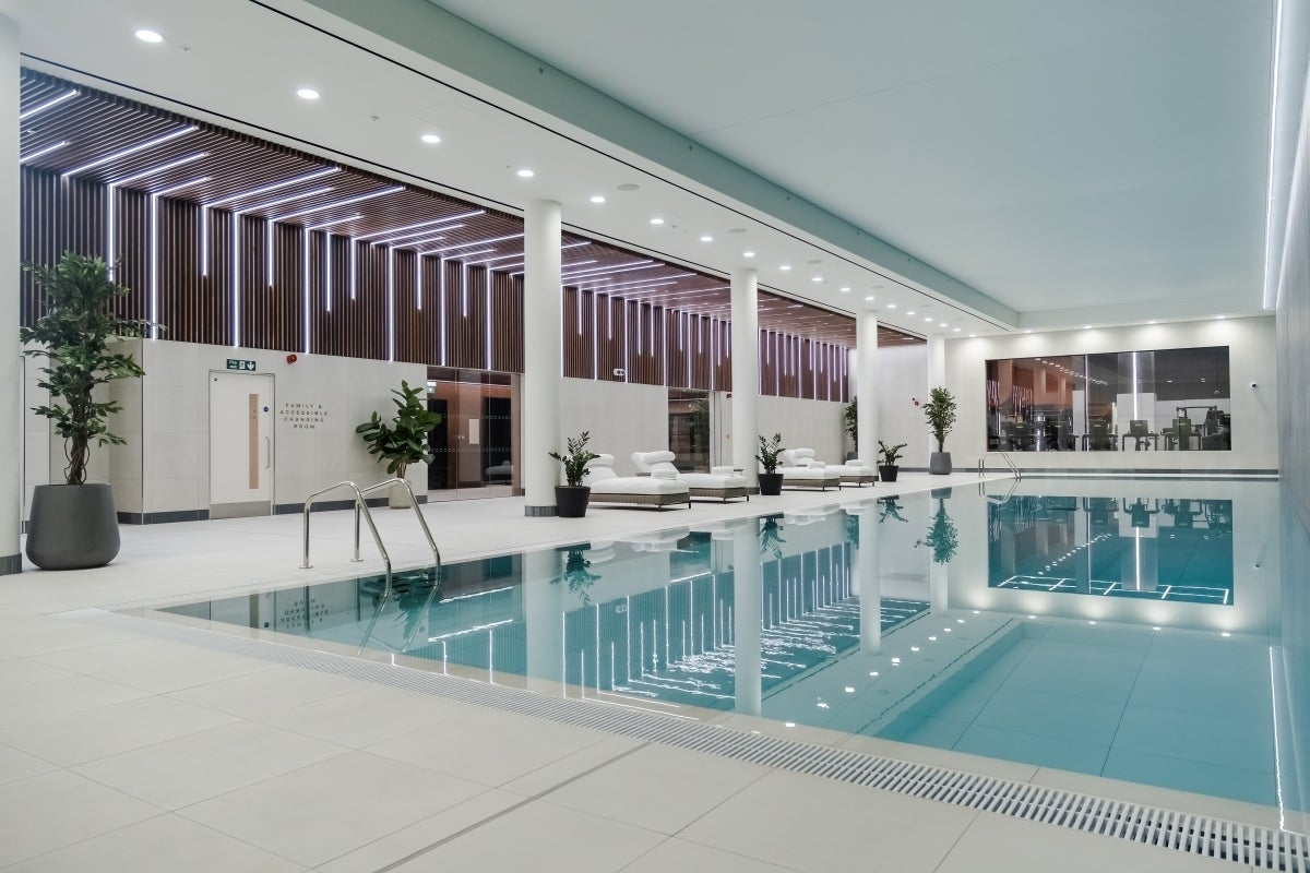 Flat Cherry Park Lane in Greater London