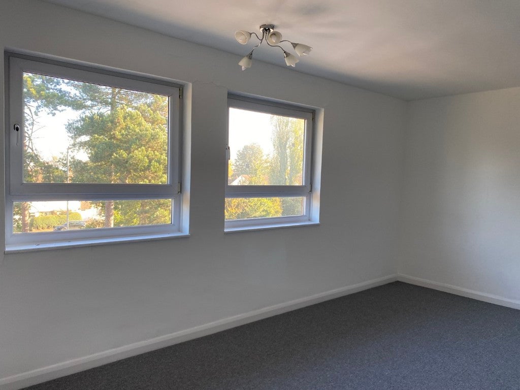 Flat Sutton Road in Maidstone