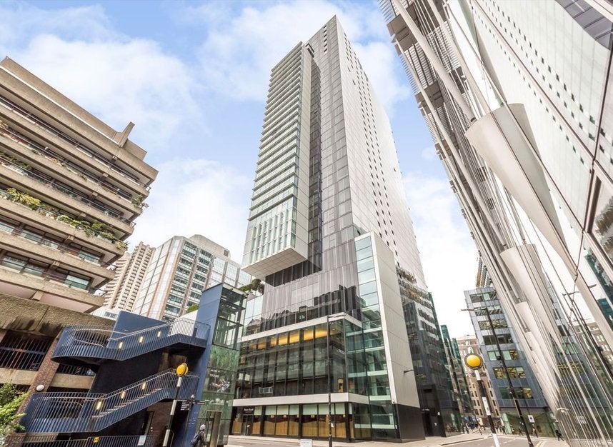 Flat Moor Lane in City of London