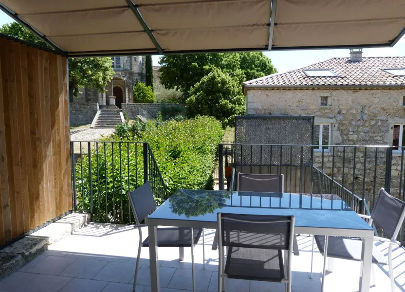 Flat Rue du Valat Pontet in Berrias-et-Casteljau