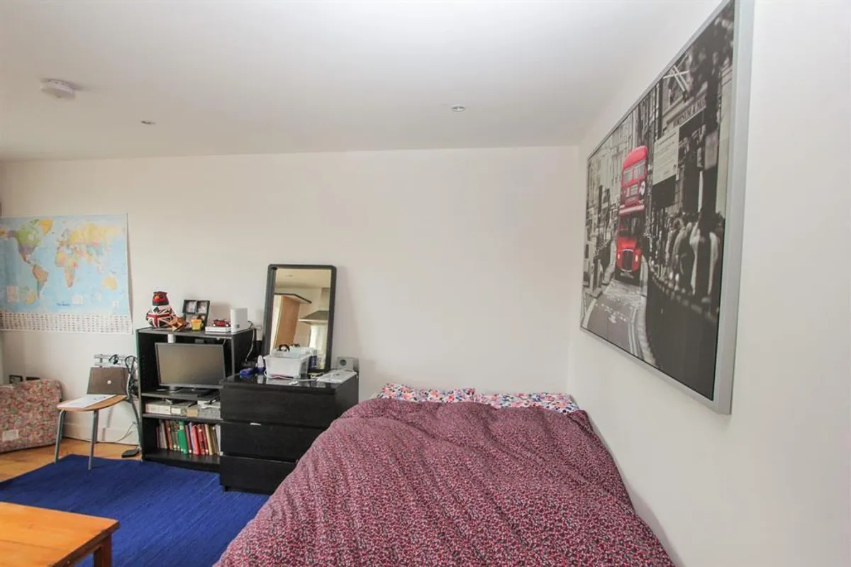 Flat Bute Terrace in Cardiff