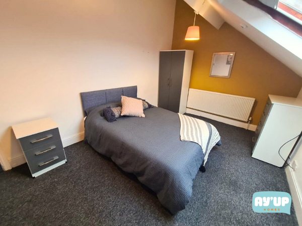Room Highfield Road in Doncaster