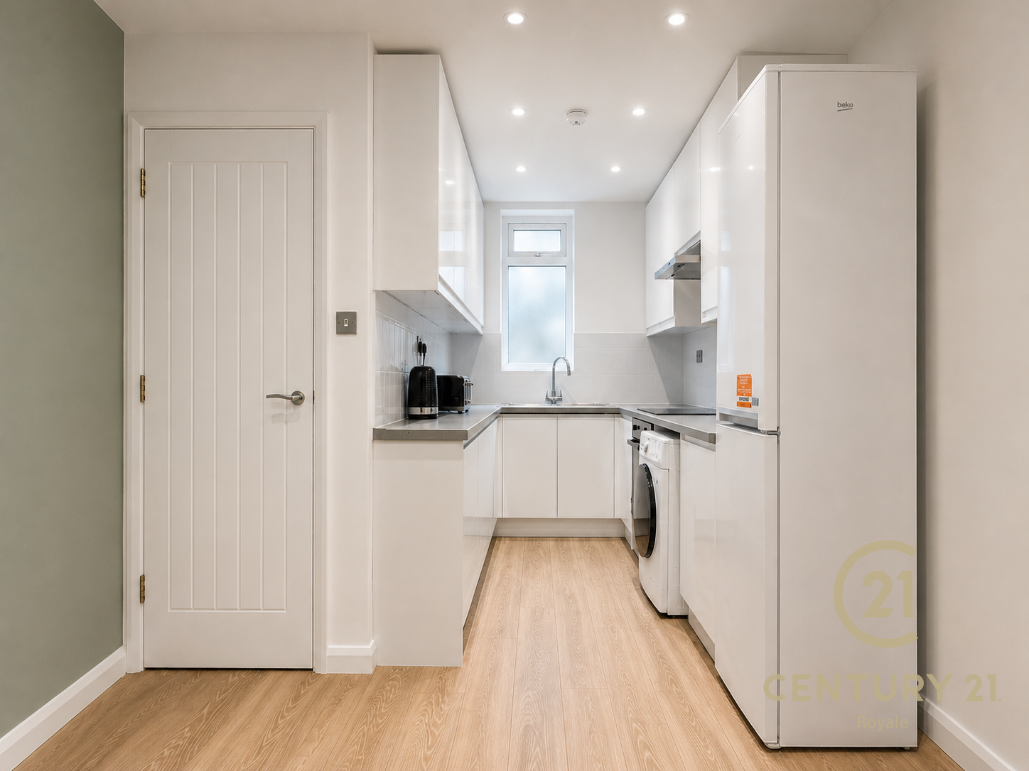 Room Surbiton Road in Greater London