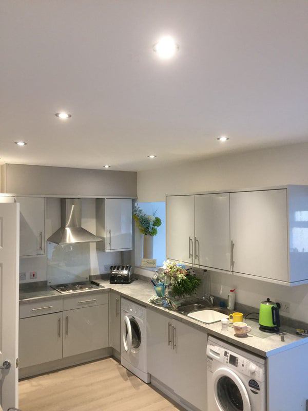 Room New Road in Greater London