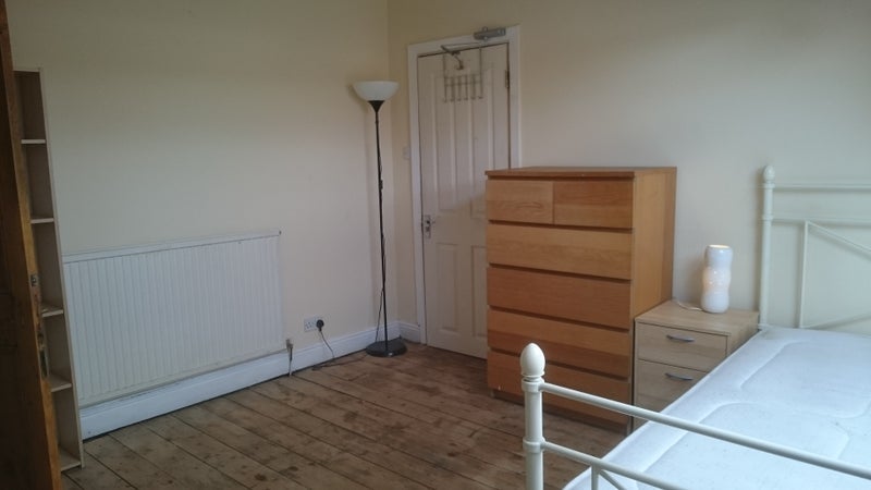 Room Brundretts Road in Manchester