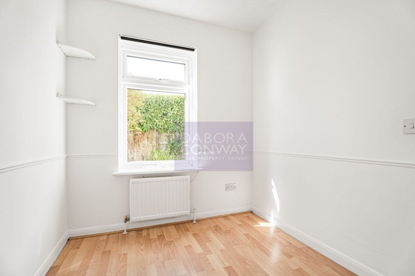 Flat Slade End in Epping Forest