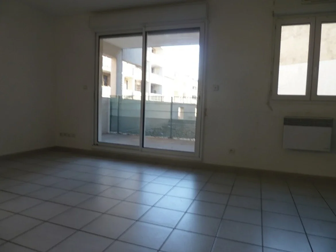 Flat Rue Paul Painlevé in Nîmes