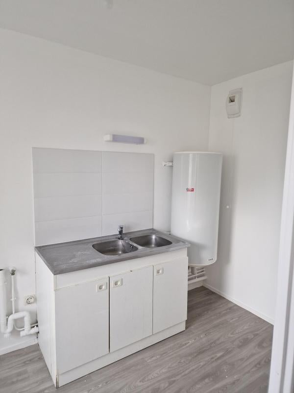 Flat Rue du Bois d'Amour in Charleville-Mézières
