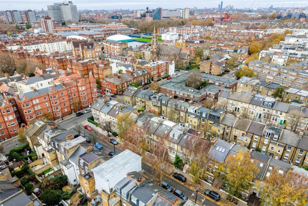Flat Archel Road in Greater London