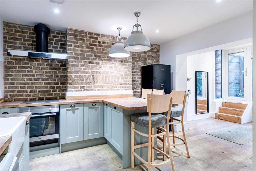 Flat Archel Road in Greater London