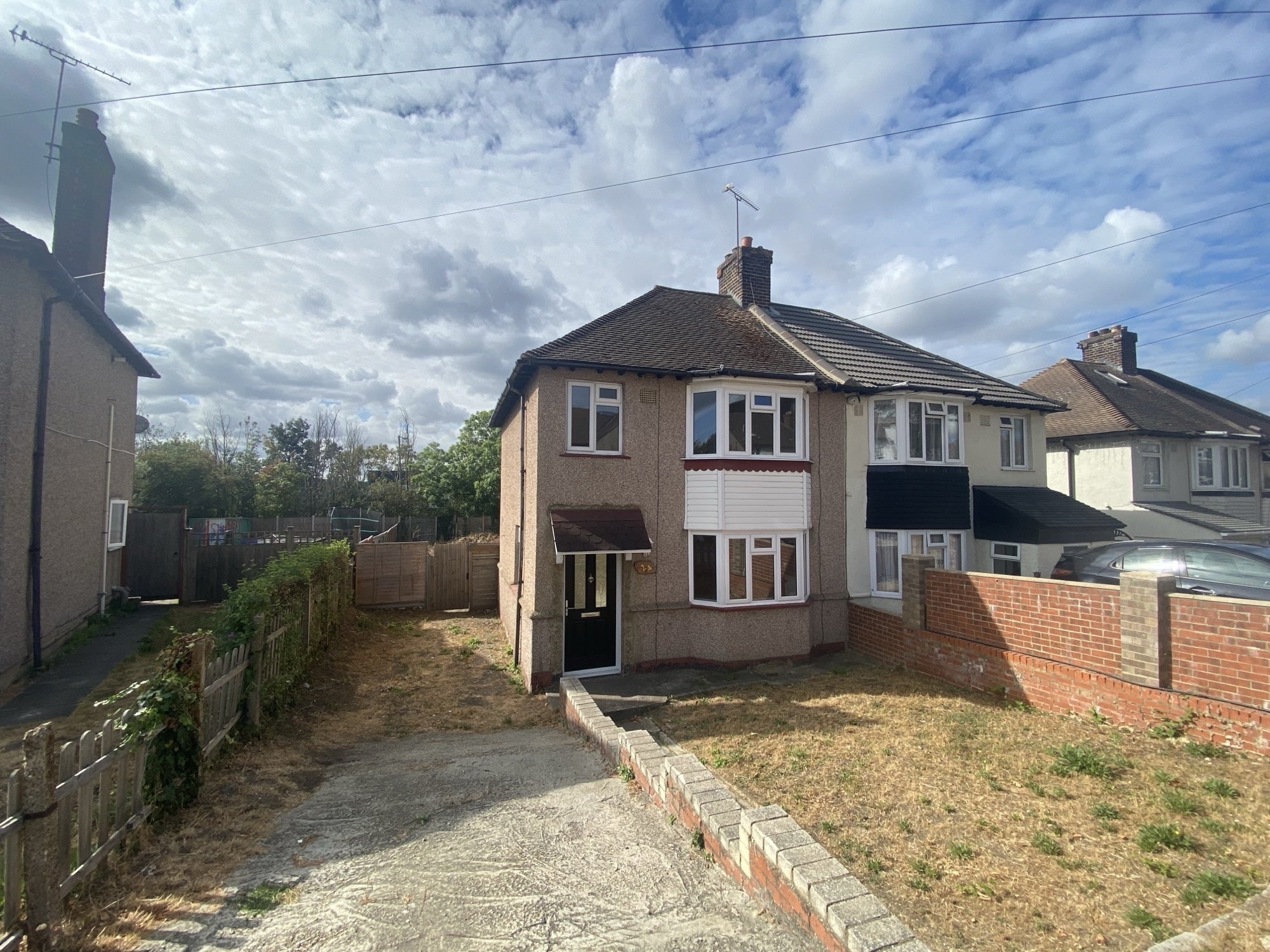 House Joslin Road in Purfleet-on-Thames