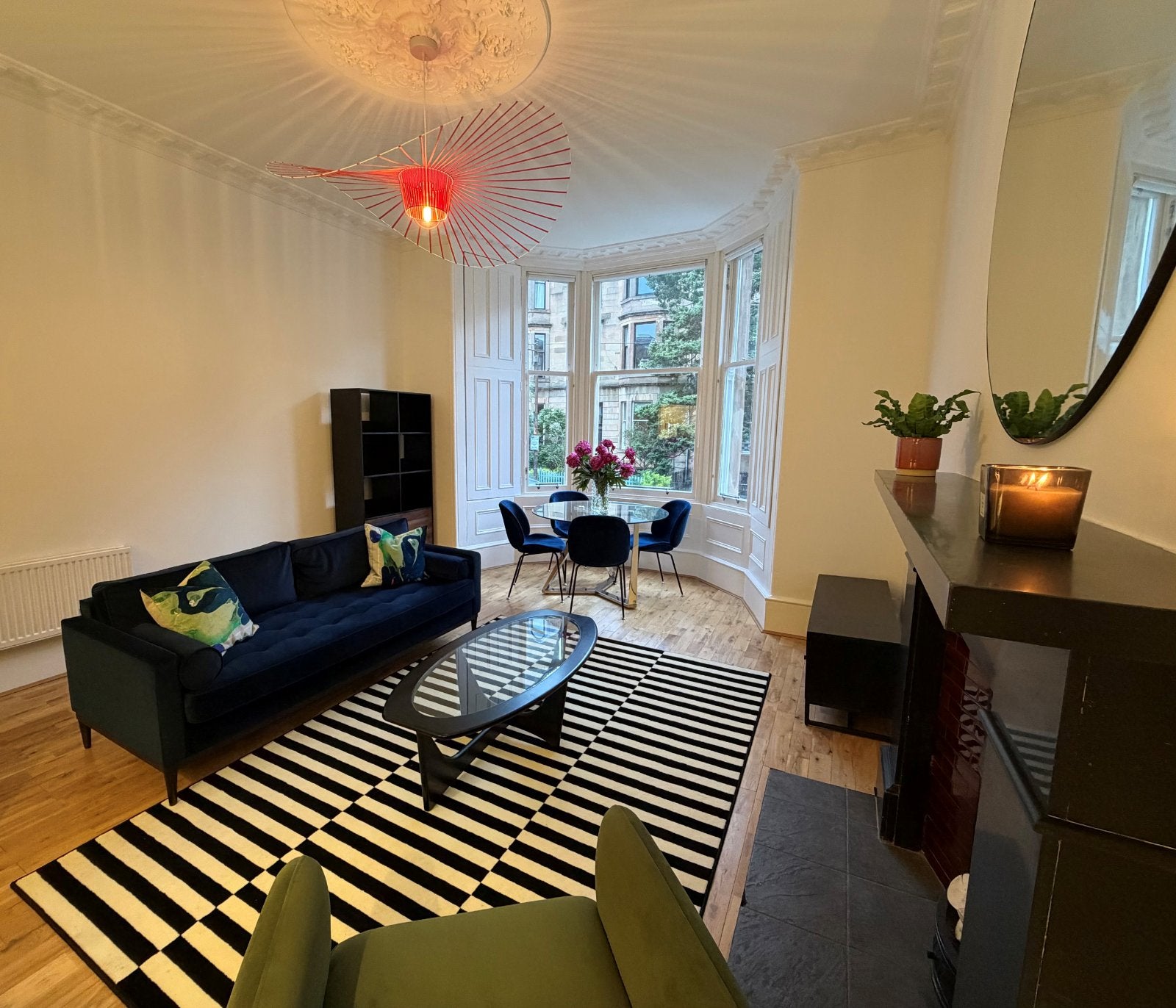 Flat Hillhead Street in Glasgow