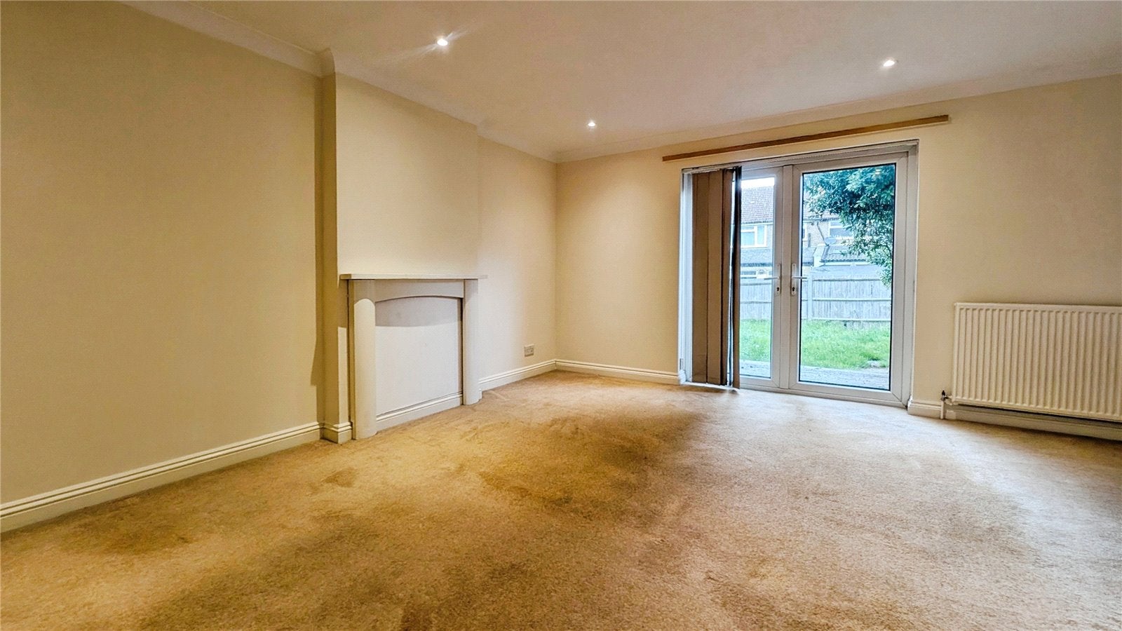 House Morris Close in Greater London