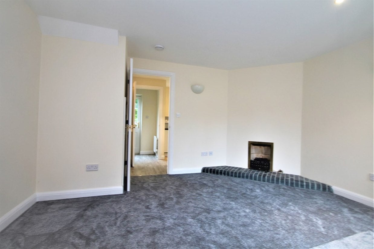 House Canhurst Lane in Wargrave