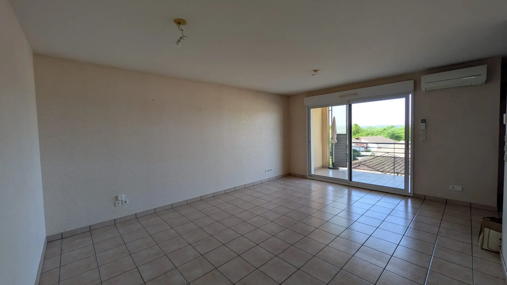 Flat Rue du Rival in Montrond-les-Bains