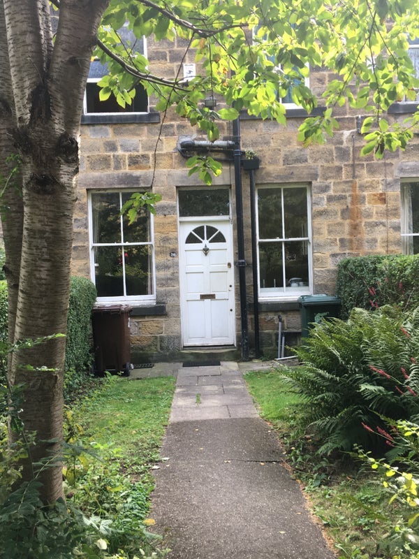 Room Moor Road in Leeds